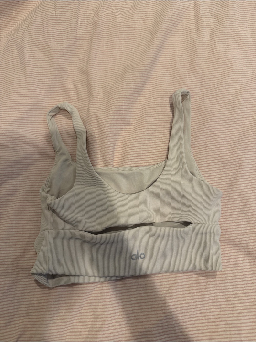 Alo yoga slit bra Ribbed medium - Picture 2 of 4